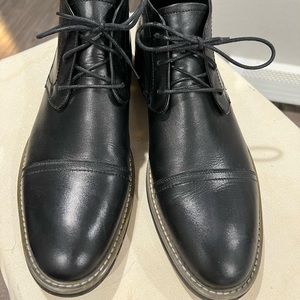 Like new English Laundry black Dress Boots - Size 11
